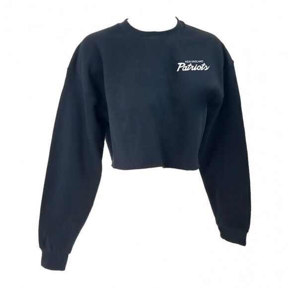 NEW ENGLAND PATRIOTS Double Script Retro Logo BLACK Crop Top Crewneck Sweatshirt - Picture 2 of 6